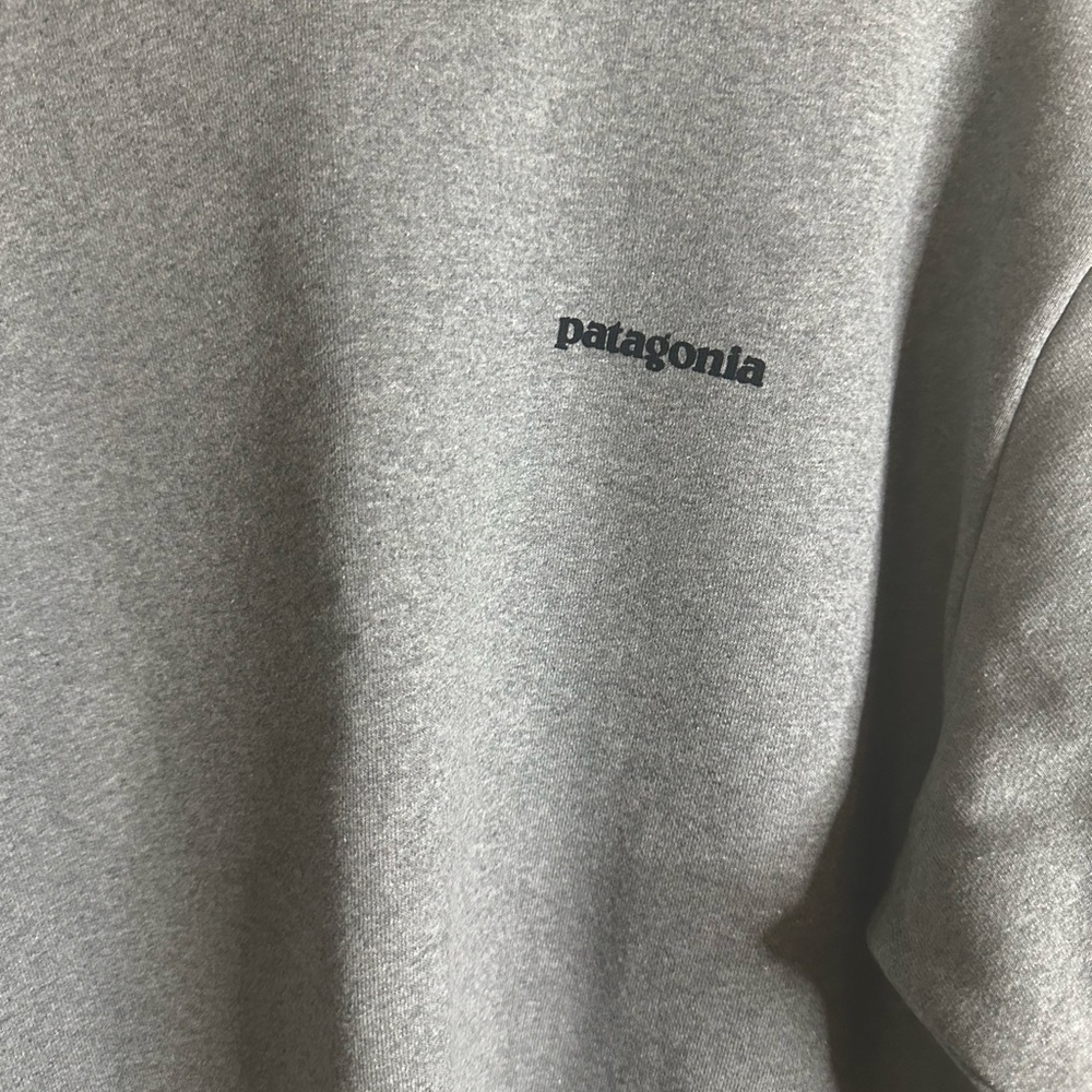 Patagonia Gray Logo Sweatshirt Crew Neck XL - Picture 3 of 6